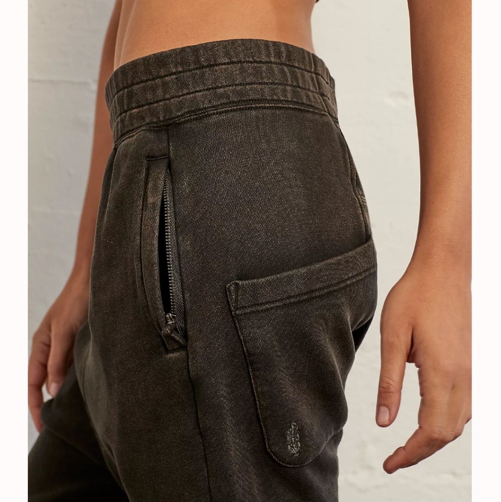 Free People June Bug Jogger vintage black